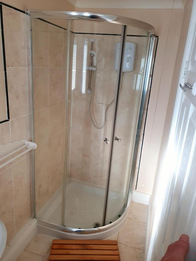 Sherwood Studio Annexe 1 Bedroom Entire Property Boston Bagian luar foto
