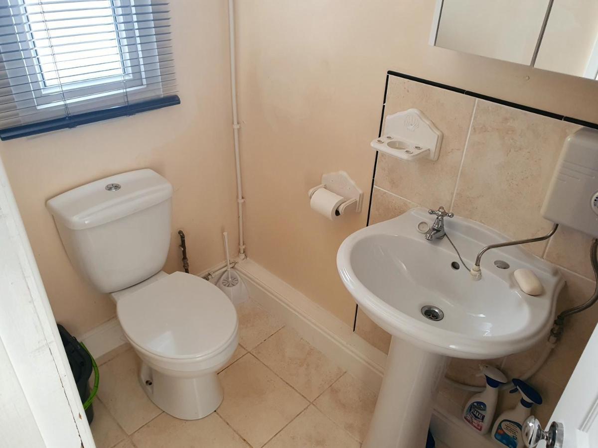 Sherwood Studio Annexe 1 Bedroom Entire Property Boston Bagian luar foto